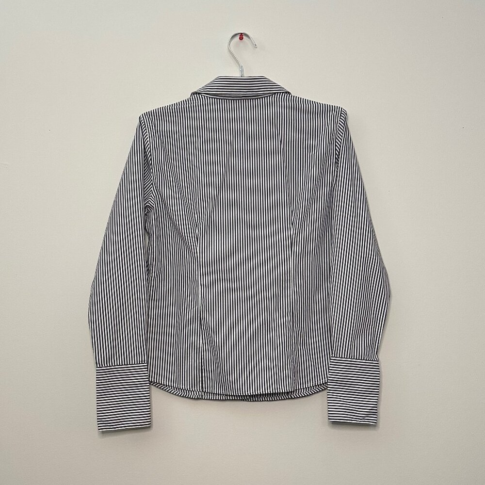 Calvin Klein Women’s Striped Non-Iron Button-Down Dress Shirt Size 4 - Picture 2 of 6